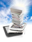 Pile des livres en e-livre Pile des livres en e-livre