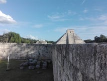 Piramide, Chichen Itza, Mexico, Merida, Yucatan royalty-vrije stock foto Piramide, Chichen Itza, Mexico, Merida, Yucatan royalty-vrije stock foto