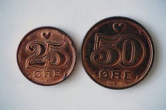 Pièces de monnaie danoises - demi-couronne et 1/4 couronne Images libres de droits Pièces de monnaie danoises - demi-couronne et 1/4 couronne Images libres de droits