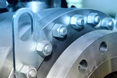 Pièces en acier pour des machines d'industrie lourde Image modifiée la tonalité bleue images libres de droits Pièces en acier pour des machines d'industrie lourde Image modifiée la tonalité bleue images libres de droits
