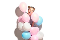Piękno radosna nastoletnia dziewczyna z kolorowymi lotniczymi balonami ma zabawę zdjęcie stock Piękno radosna nastoletnia dziewczyna z kolorowymi lotniczymi balonami ma zabawę zdjęcie stock
