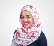 Piękny Arabski model w hijab z pięknym uśmiechem obrazy stock Piękny Arabski model w hijab z pięknym uśmiechem obrazy stock
