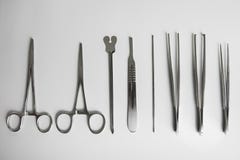 Placez du matériel chirurgical Placez du matériel chirurgical