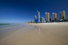 Plage de paradis de surfers sur la Gold Coast Image stock Plage de paradis de surfers sur la Gold Coast Image stock