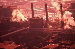 Planta industrial, E. St. Louis, MES fotografía de archivo libre de regalías Planta industrial, E. St. Louis, MES fotografía de archivo libre de regalías