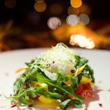 Plantaardig nieuw het jaarmenu van het salade feestelijk diner Royalty-vrije Stock Foto Plantaardig nieuw het jaarmenu van het salade feestelijk diner Royalty-vrije Stock Foto