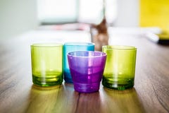 Plast- för fyra heltäckande arkivfoton Plast- för fyra heltäckande arkivfoton