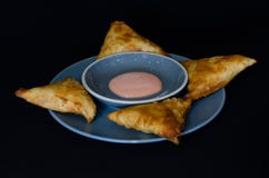 Plat de Durban : Samoosas d'un plat photographie stock Plat de Durban : Samoosas d'un plat photographie stock