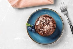 Plat de fondant frais délicieux avec du chocolat chaud photo libre de droits Plat de fondant frais délicieux avec du chocolat chaud photo libre de droits
