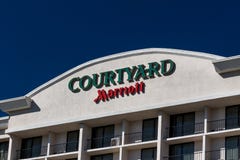 Podwórze Marriot motelu logem i powierzchownością fotografia stock Podwórze Marriot motelu logem i powierzchownością fotografia stock