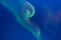 Polar arktisk för norrskenhimmel för nordliga ljus stjärna i Norge Svalbard i Longyearbyen månebergen royaltyfria bilder Polar arktisk för norrskenhimmel för nordliga ljus stjärna i Norge Svalbard i Longyearbyen månebergen royaltyfria bilder