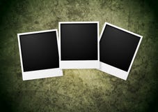 Polaroid frame on grunge wall background Stock Images Polaroid frame on grunge wall background Stock Images