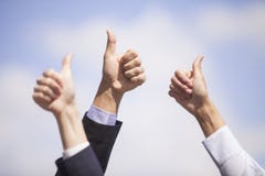Pollici su. immagine stock libera da diritti Pollici su. immagine stock libera da diritti