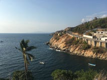 Pomeriggio di vista della baia di Acapulco fotografie stock libere da diritti Pomeriggio di vista della baia di Acapulco fotografie stock libere da diritti