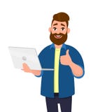 Pomyślny młodego człowieka mienie, używać laptopu peceta/ ilustracja wektor Pomyślny młodego człowieka mienie, używać laptopu peceta/ ilustracja wektor