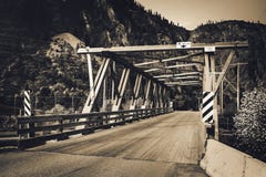 Pont en Rocky Mountains, Canada image stock Pont en Rocky Mountains, Canada image stock