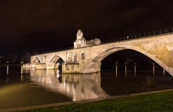 Pont Άγιος-Benezet σε Αβινιόν, μια περιοχή παγκόσμιων κληρονομιών στη Γαλλία Στοκ Φωτογραφία Pont Άγιος-Benezet σε Αβινιόν, μια περιοχή παγκόσμιων κληρονομιών στη Γαλλία Στοκ Φωτογραφία