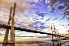 Ponte Lisboa HDR de Vasco da Gama fotos de stock royalty free Ponte Lisboa HDR de Vasco da Gama fotos de stock royalty free