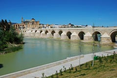 Ponticello romano, Cordova, Spagna. immagine stock libera da diritti Ponticello romano, Cordova, Spagna. immagine stock libera da diritti