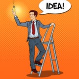 Pop Art Businessman med stegen och lightbulben vektor illustrationer Pop Art Businessman med stegen och lightbulben vektor illustrationer