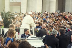 Pope Francis And Crowd Of Faithful In St. Peter S Square Stock Images