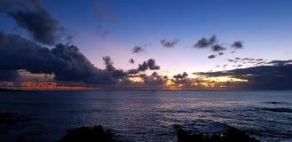 Por do sol da Ilha de Páscoa, o Chile imagens de stock Por do sol da Ilha de Páscoa, o Chile imagens de stock