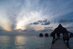 Por do sol nos Maldives foto de stock royalty free Por do sol nos Maldives foto de stock royalty free