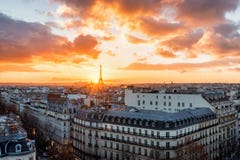 Por do sol sobre Paris Imagens de Stock Por do sol sobre Paris Imagens de Stock