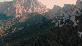 Port de Sa Calobra - όμορφοι παράκτιοι δρόμος και τοπίο Μαγιόρκα, Ισπανία απόθεμα βίντεο Port de Sa Calobra - όμορφοι παράκτιοι δρόμος και τοπίο Μαγιόρκα, Ισπανία απόθεμα βίντεο
