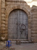 Porta decorada em África fotografia de stock Porta decorada em África fotografia de stock