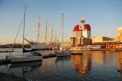 Porto de Göteborg (Gothenburg) Por do sol Porto de Göteborg (Gothenburg) Por do sol