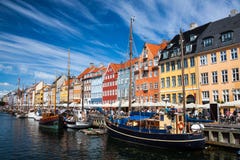 Porto de Nyhavn em Copenhaga, Dinamarca foto de stock Porto de Nyhavn em Copenhaga, Dinamarca foto de stock