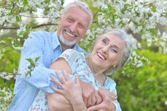 Portrait de beaux couples supérieurs caucasiens Photos libres de droits Portrait de beaux couples supérieurs caucasiens Photos libres de droits