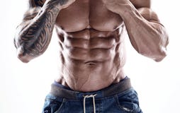 Portrait de l'homme sportif fort de forme physique montrant de grands muscles photos stock Portrait de l'homme sportif fort de forme physique montrant de grands muscles photos stock
