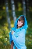 Portret atrakcyjna młoda dziewczyna w sari zdjęcie stock Portret atrakcyjna młoda dziewczyna w sari zdjęcie stock