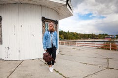 Portret jonge vrouw stock fotografie Portret jonge vrouw stock fotografie