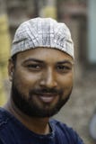 Portret Rozochocony Młody Indiański mężczyzna obraz stock Portret Rozochocony Młody Indiański mężczyzna obraz stock