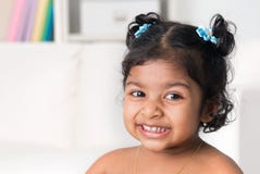 Porträt des kleinen indischen Babys stockfoto Porträt des kleinen indischen Babys stockfoto