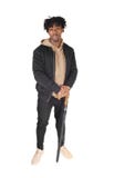 Position d'homme de couleur dans le studio avec un parapluie images libres de droits Position d'homme de couleur dans le studio avec un parapluie images libres de droits