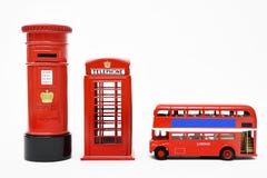 Postbox e caixa de telefone vermelha com ônibus vermelho fotos de stock royalty free Postbox e caixa de telefone vermelha com ônibus vermelho fotos de stock royalty free
