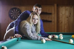 Potomstwo pary Billiards miłość obraz royalty free Potomstwo pary Billiards miłość obraz royalty free