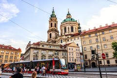 Praga, República Checa - 18 de agosto de 2018: Namesti de Malostranske - fotos de archivo Praga, República Checa - 18 de agosto de 2018: Namesti de Malostranske - fotos de archivo