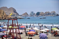 Praia no Peru Praia na sobremesa fotografia de stock royalty free Praia no Peru Praia na sobremesa fotografia de stock royalty free