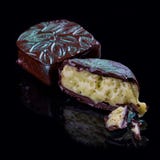 Pralinen, handgemacht Mit Pistaziencreme lizenzfreies stockbild Pralinen, handgemacht Mit Pistaziencreme lizenzfreies stockbild