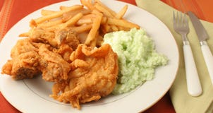 Pranzo del pollo fritto fotografia stock libera da diritti Pranzo del pollo fritto fotografia stock libera da diritti
