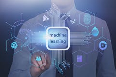 Prensa de planchar del hombre que aprende el bot?n fotos de archivo libres de regalías Prensa de planchar del hombre que aprende el bot?n fotos de archivo libres de regalías