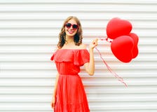 https://thumbs.dreamstime.com/t/pretty-happy-smiling-woman-red-dress-sunglasses-air-balloons-heart-shape-walking-city-over-white-background-85222145.jpg