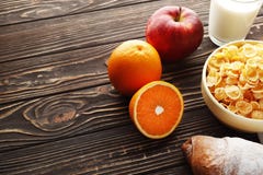 Prima colazione sana con le vitamine fotografia stock Prima colazione sana con le vitamine fotografia stock