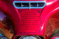 PRISIONEIRO DE GUERRA MIA Themed Motorcycle Customization imagens de stock royalty free PRISIONEIRO DE GUERRA MIA Themed Motorcycle Customization imagens de stock royalty free