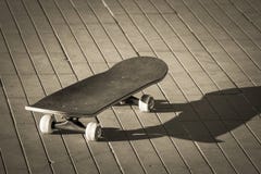 Professioneel skateboard in de straat stock afbeelding Professioneel skateboard in de straat stock afbeelding